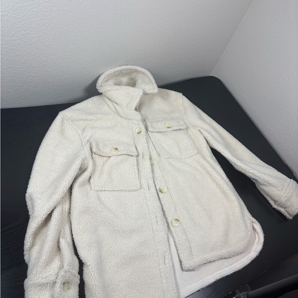Abercrombie & Fitch Off-White Teddy Jacket‎